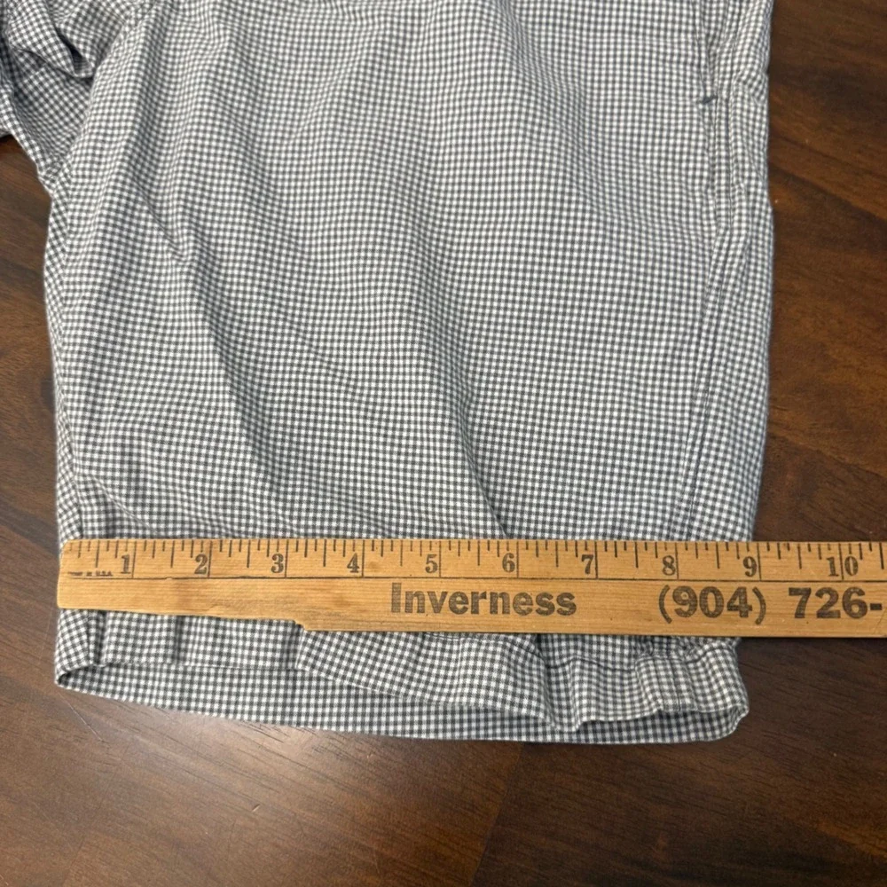 Banana Republic Aiden Short Mens 30 Blue White Gingham Slim Fit Chino Shorts